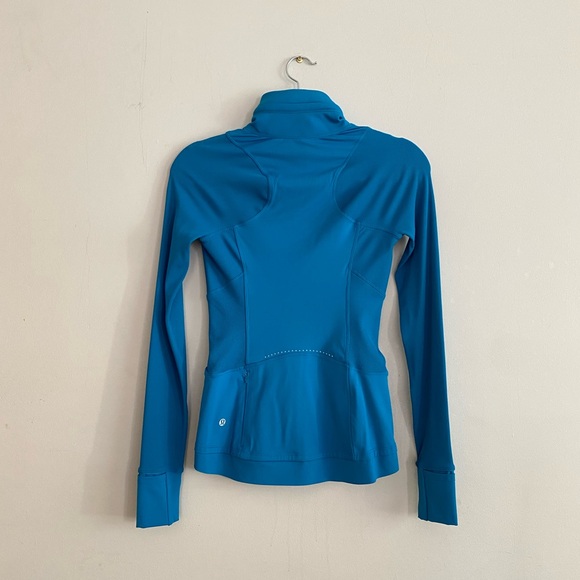 Lululemon jacket size 2 - Picture 3 of 14